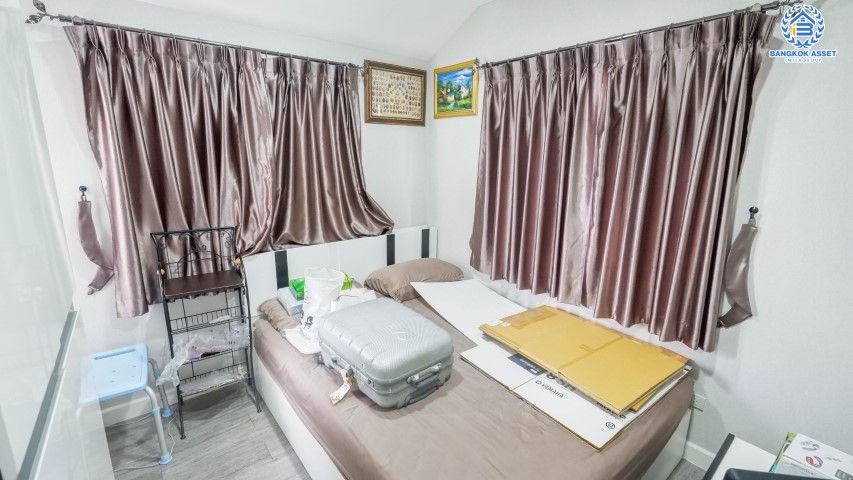 *****บ้านเดี่ยวมือสอง แบรนด์ LH ม.พฤกษ์ลดา1 บางใหญ่-เซ็นทรัลเวสต์เกต หลังมุม บ้านสวย ตกแต่งใหม่ เนื้อที่ 68 ตร.ว. ฟังก์ชัน 3 ห้องนอน 4 ห้องน้ำ 2 ที่จอดรถ บนทำเลเส้นทางสายหลัก "กาญจนาภิเษก" ใกล้เซ็นทรัลเวสต์เกต และเพียง 10 นาทีถึงรถไฟฟ้า "สถานีคลองบางไผ่"